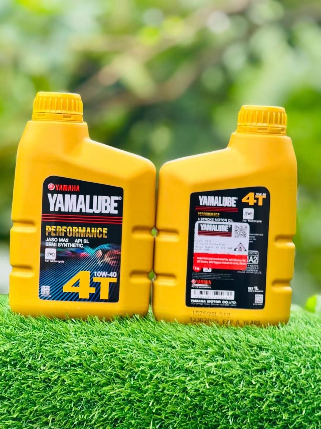 Yamalube 10W-40 Semi-Synthetic Engine Oil for Yamaha Motorcycles